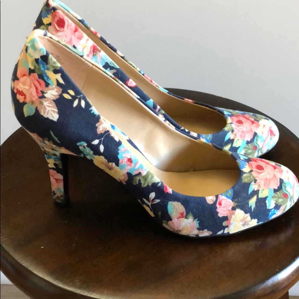Floral heels